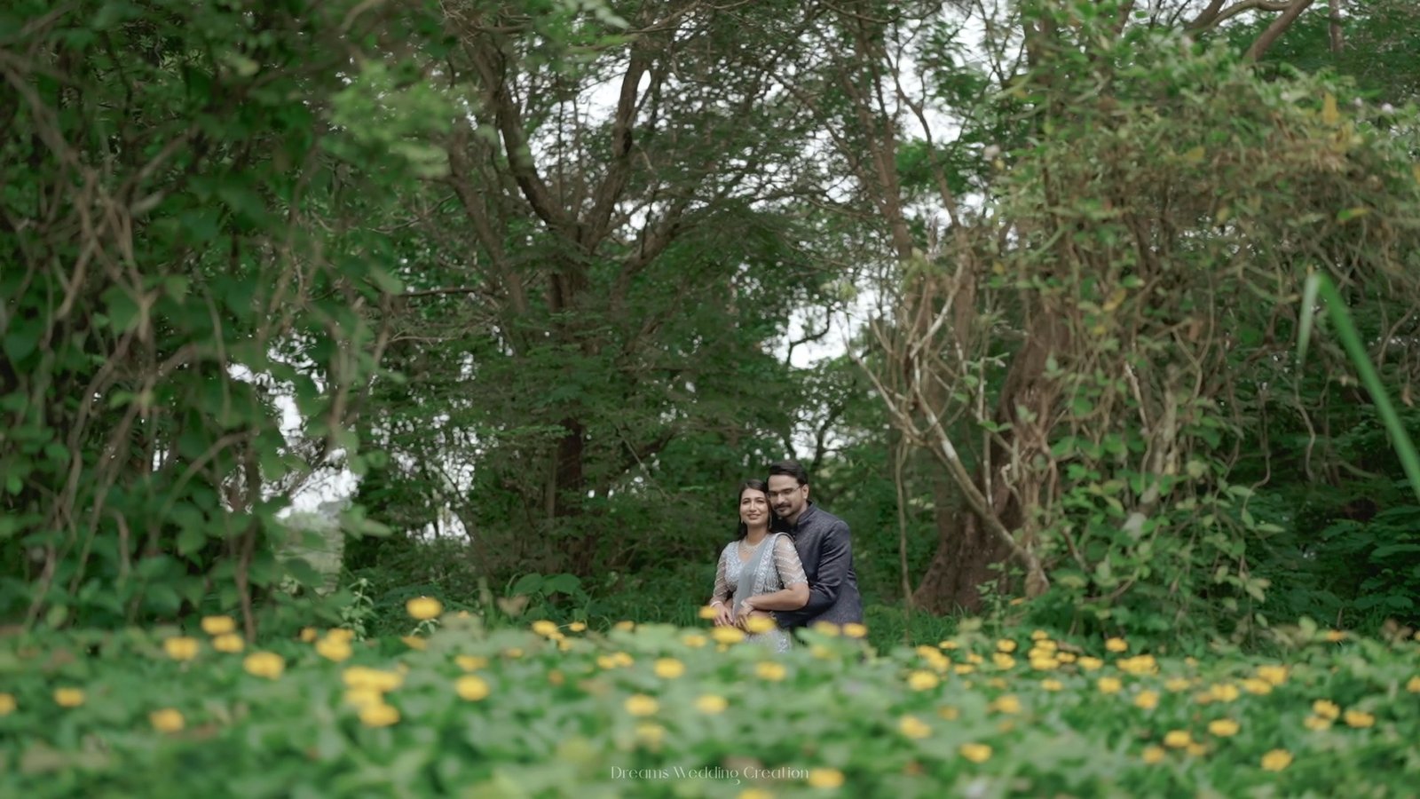 Engagement Teaser💓💫
Anil X Honey
#weddingreel #wedding #teaser #highlights #trending #newreel #hinduwedding #happymoments